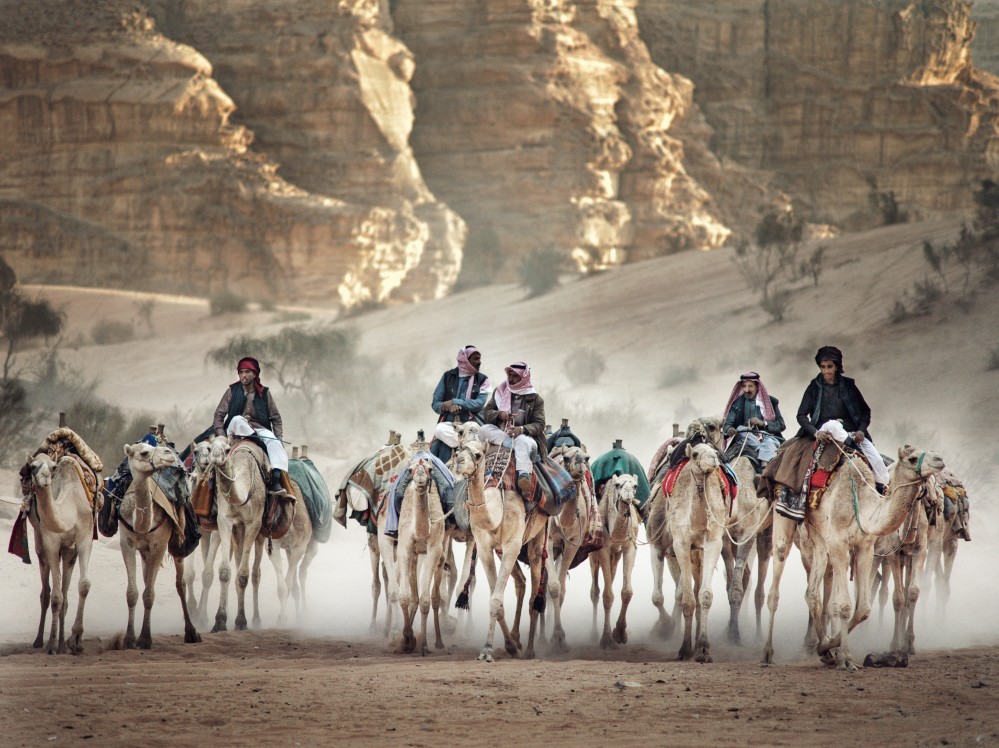 desert-camels-jordan-bedouin-shepherds-camel-riders_t20_9kdZKy.jpg