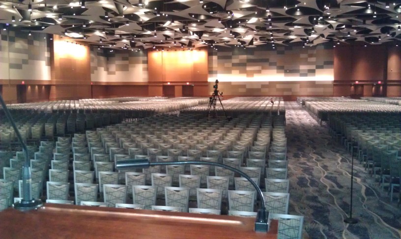 empty-convention-room-with-rows-of-chairs-and-a-mic-stand_t20_4E944A.jpg